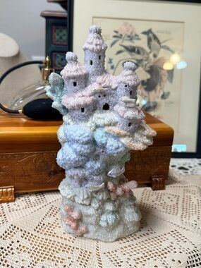 Enesco Coral Castle Kingdom Nightlight